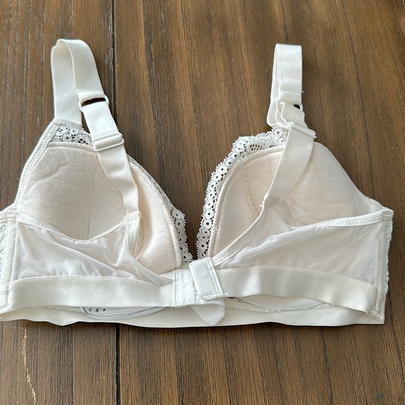 F21 bra 32B - Picture 3 of 5